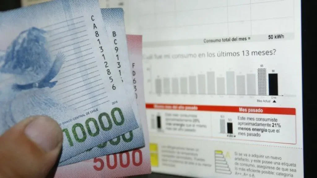 Tras escándalo: Gobierno confirma compensación a usuarios por sobrevaloración en cuentas de luz