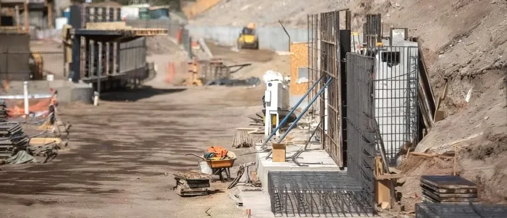 Contraloría advierte que habría más de 517 obras públicas sin terminar en el país