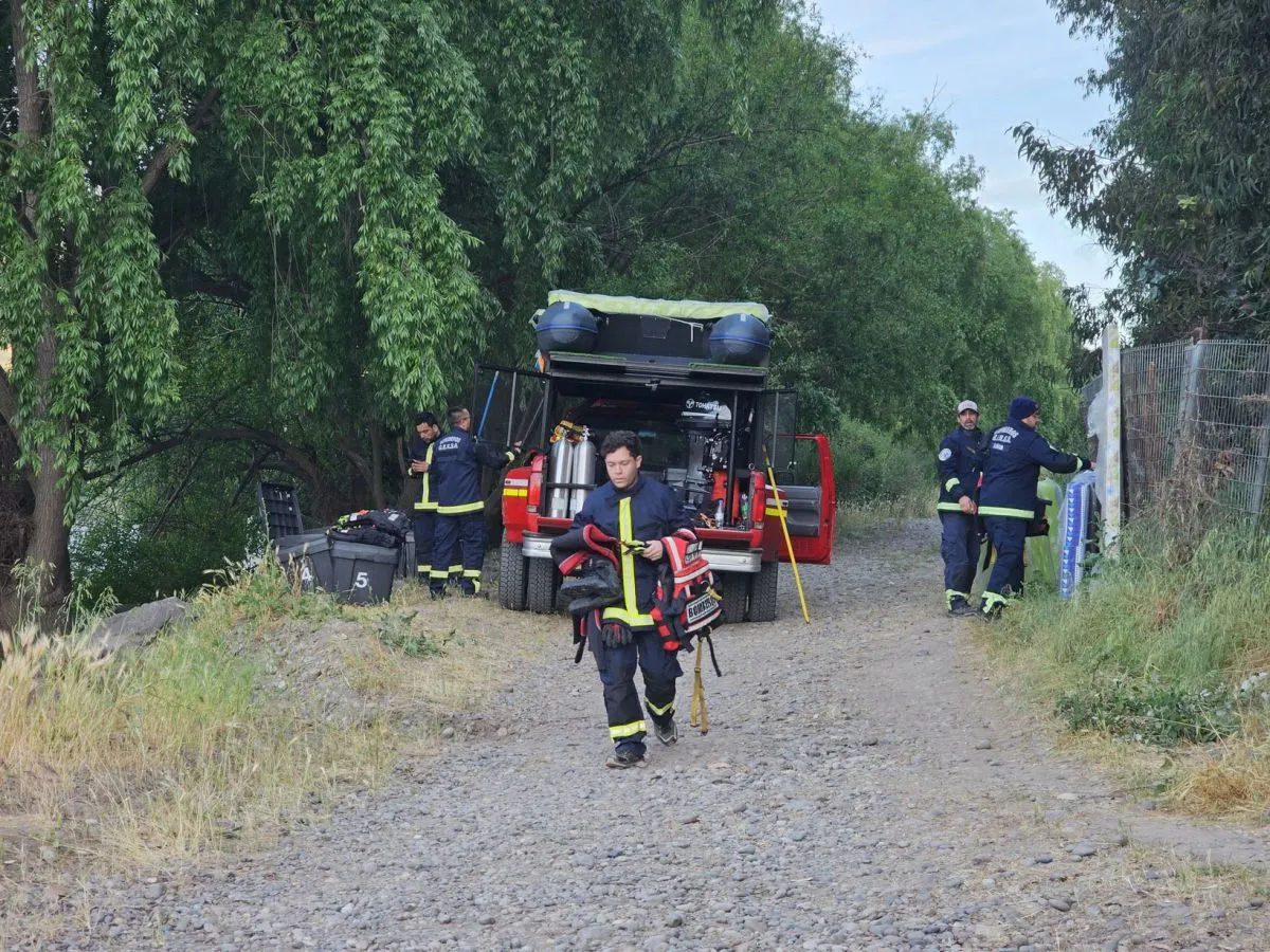 Hallan cuerpo de adolescente desaparecido en río Maipo