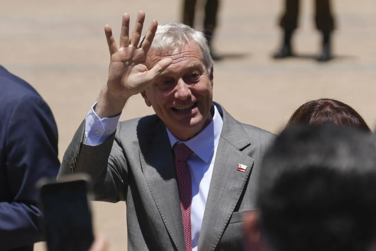 ¿Puede el Presidente derogar una Ley? Expertos detallan los alcances del Ejecutivo