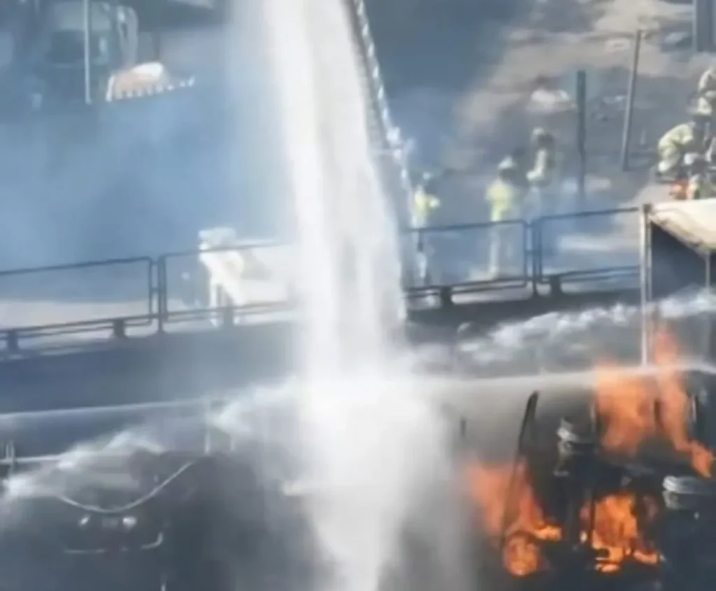 Presidente Boric confirma cuatro fallecidos tras explosión de camión con gas en la RM