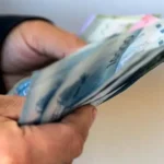 Debate por sueldo mínimo abre tensión entre trabajadores y economistas