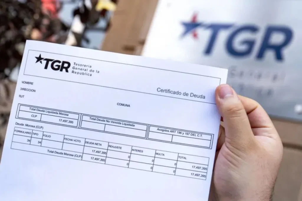 Declaran inadmisible primer recurso de protección contra cobro del CAE en la región