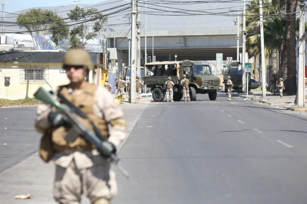 «Fortalecer policías»: Gobierno descarta militares tras crimen de menor