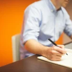 Teletrabajo y horarios flexibles se consolidan como los beneficios más valorados por los trabajadores chilenos