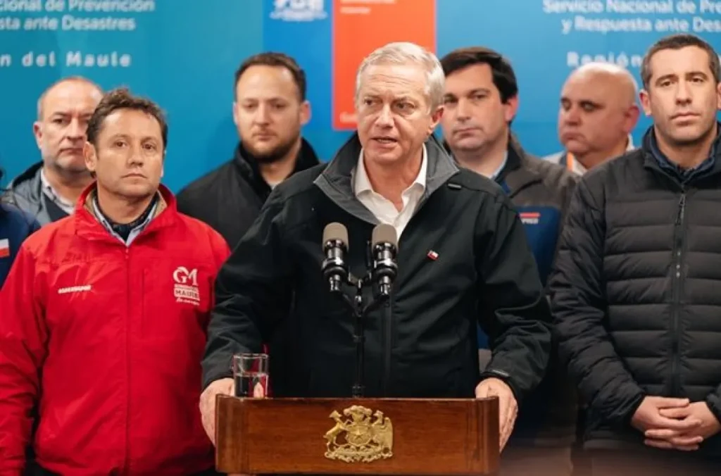 Aprobación de Kast cae a 25,6% y su desaprobación alcanza su nivel más alto