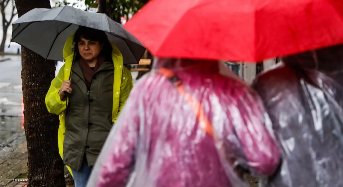 Nuevo sistema frontal: 12 regiones en alerta por hasta 60 mm de lluvia
